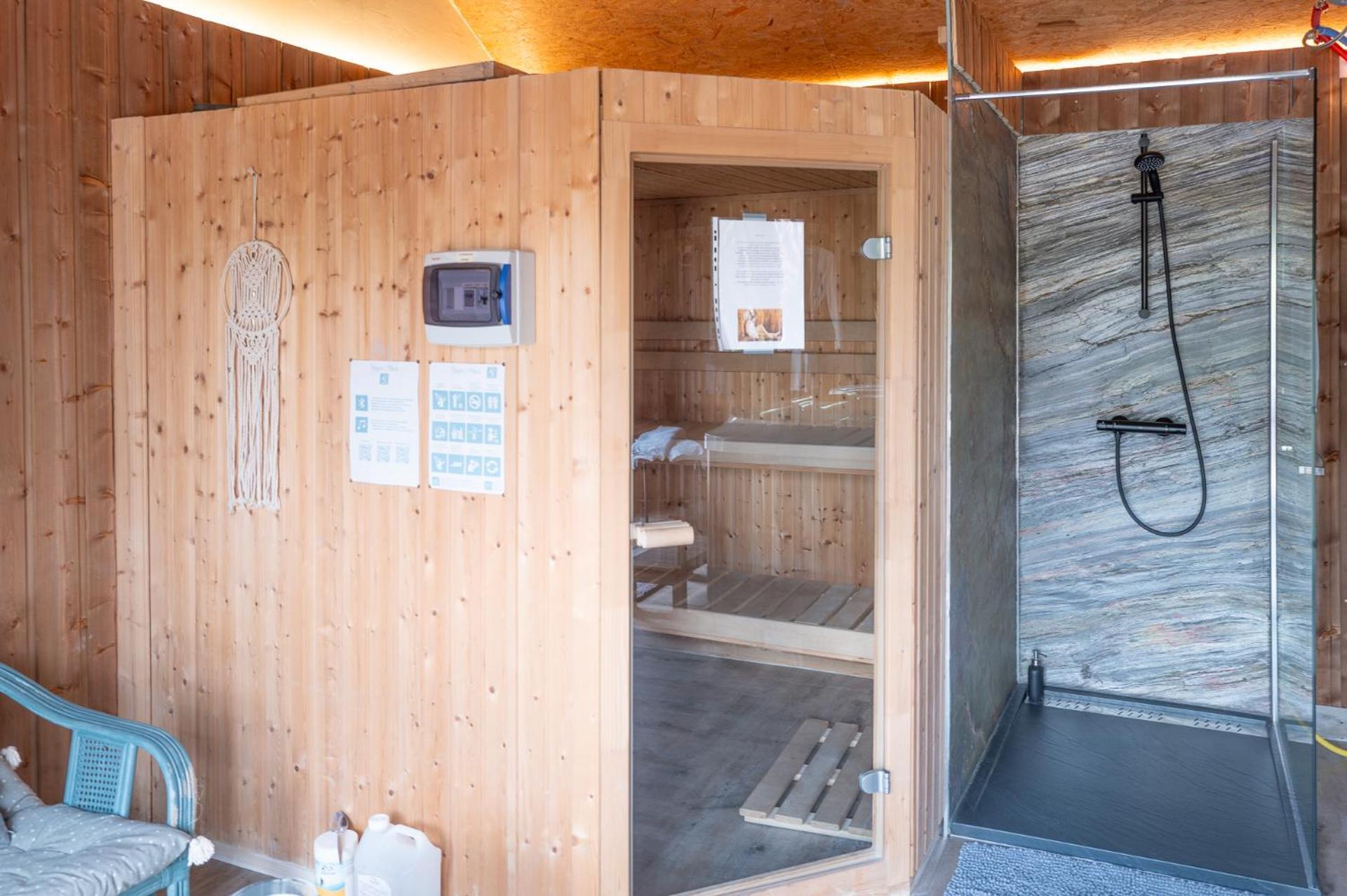 Chalet La Calougeotte, Jardin, Spa Et Sauna Prives Le Ménil Exterior foto